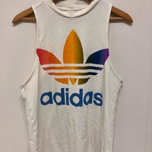 Adidas tank top size M